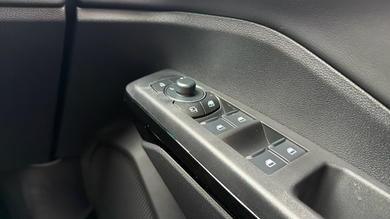 Ford Puma 1.0 EcoBoost Hybrid mHEV ST-Line X 5dr Petrol Hatchback